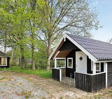 Three-bedroom Holiday In Orsted 10 Semesterbostad *