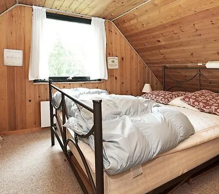 Holiday home Three-bedroom Holiday In Orsted 10 *